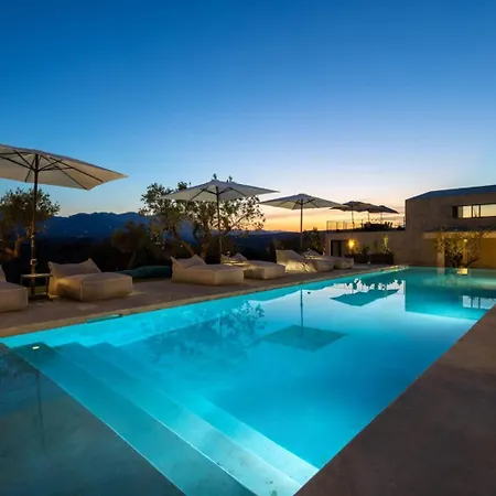Casa Plenilia