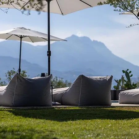 Casa Plenilia Bed & Breakfast 4*