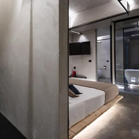 Casa Plenilia Bed & Breakfast 4*