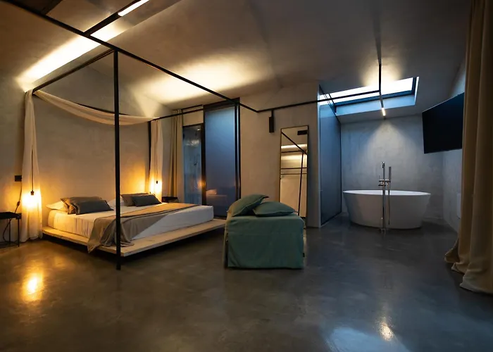 Bed and Breakfast Casa Plenilia 4*